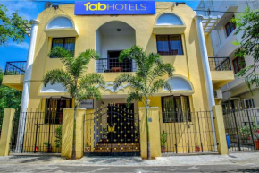 FabHotel Hibiscus Stays